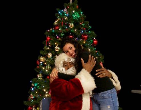 HF 12 14 2016 270. Santa Gets a Hug