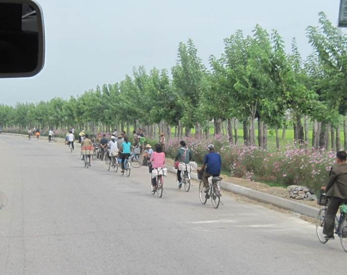 Highway leading out of Pyongyang towards the airport.