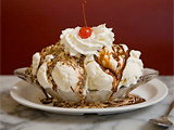 https://richmondcarotary.org/wp-content/uploads/2018/11/sundae.jpg