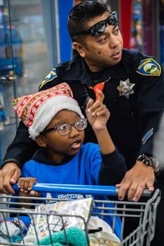 SHOP WITH COP 003