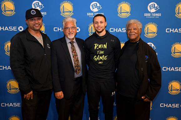 20190303_NG111_Makin_Hoops_Court_Unveiling